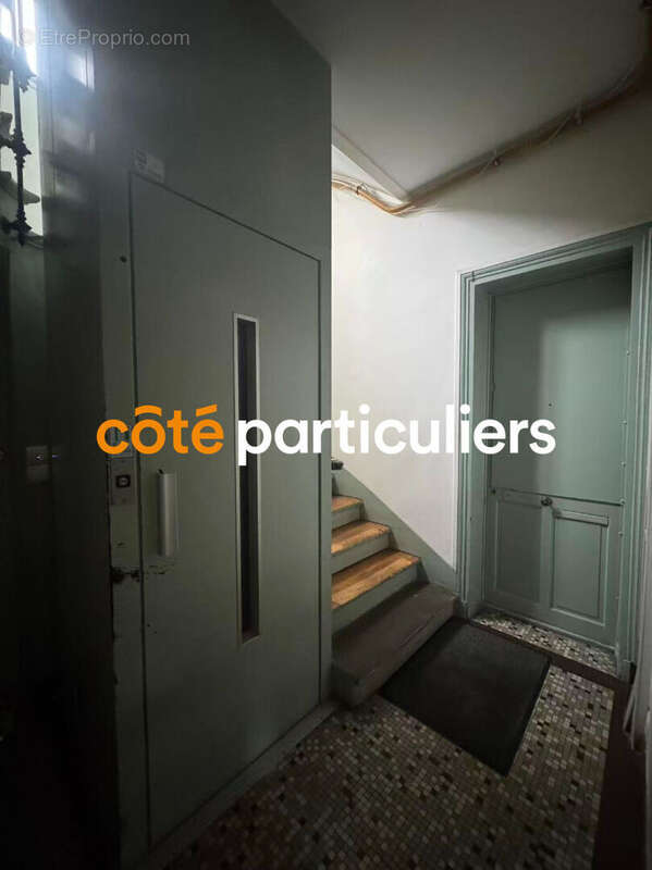 Appartement à PARIS-10E