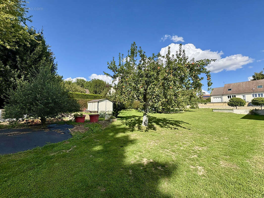 Maison à CHAMOUILLE