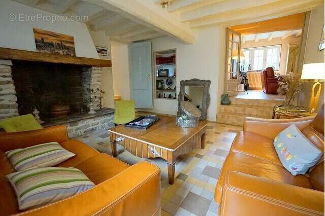 Maison à ARNOUVILLE-LES-MANTES