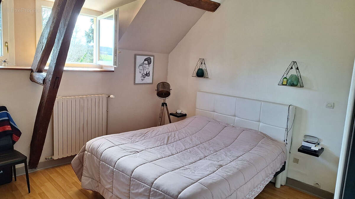 Maison à ARCONNAY