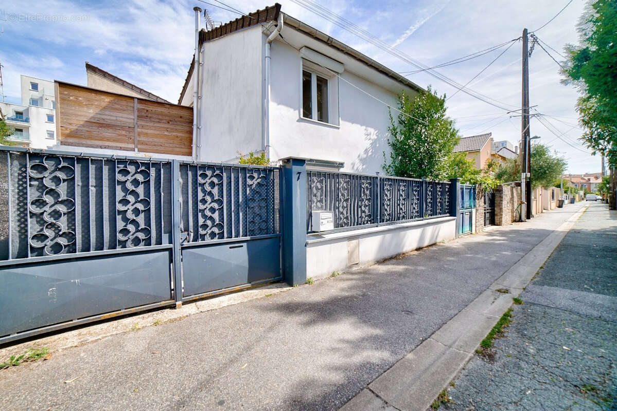 Maison à ROMAINVILLE