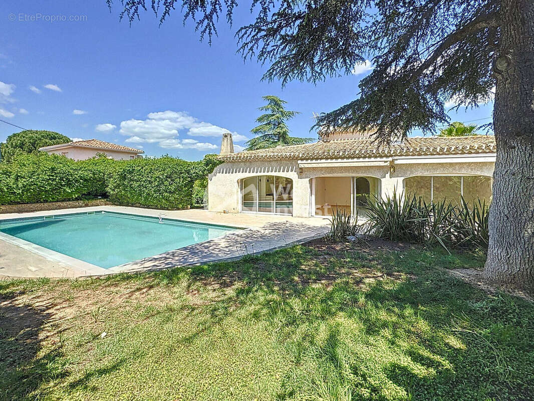 Maison à SAINT-JEAN-DE-VEDAS