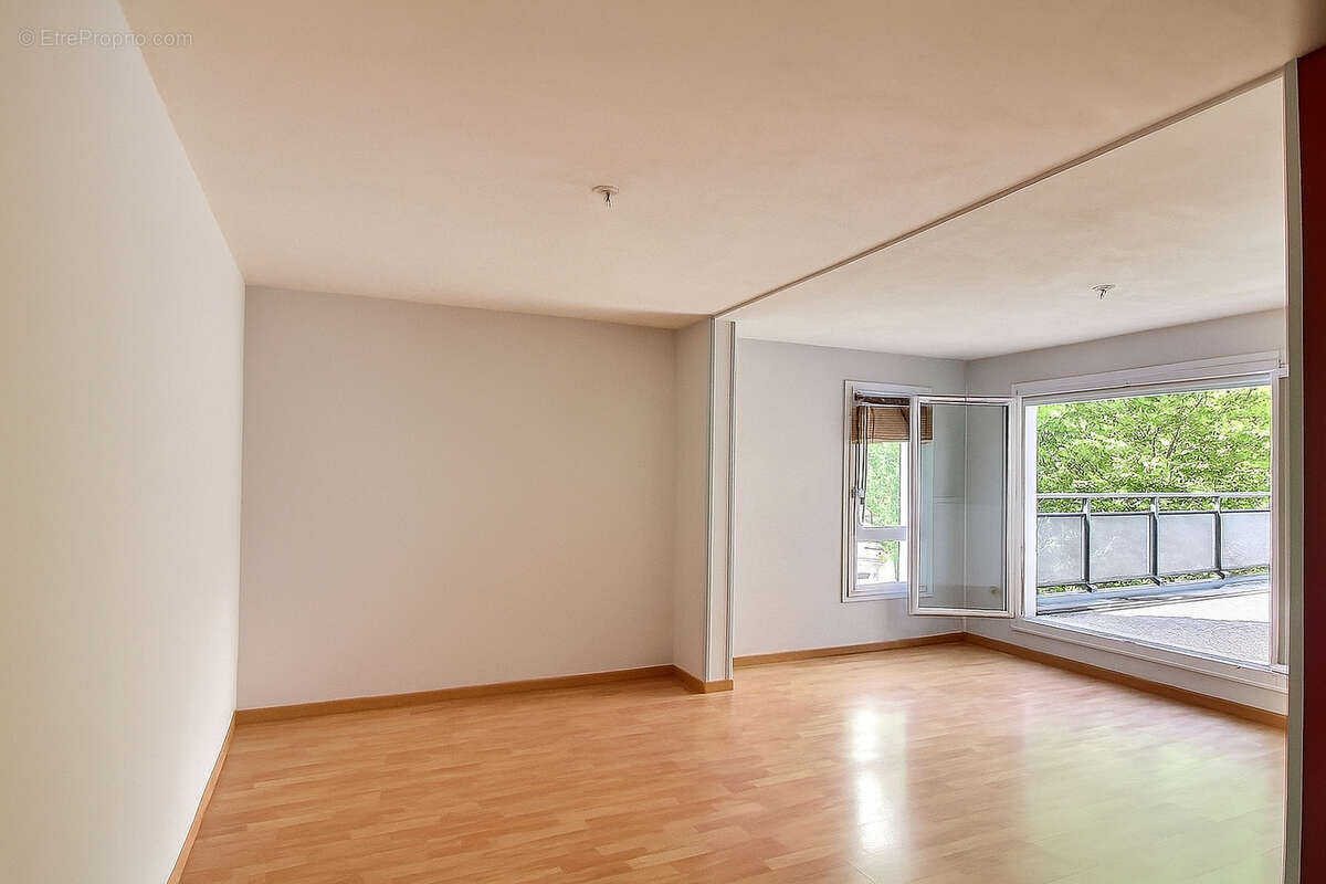 Appartement à MONTIGNY-LE-BRETONNEUX