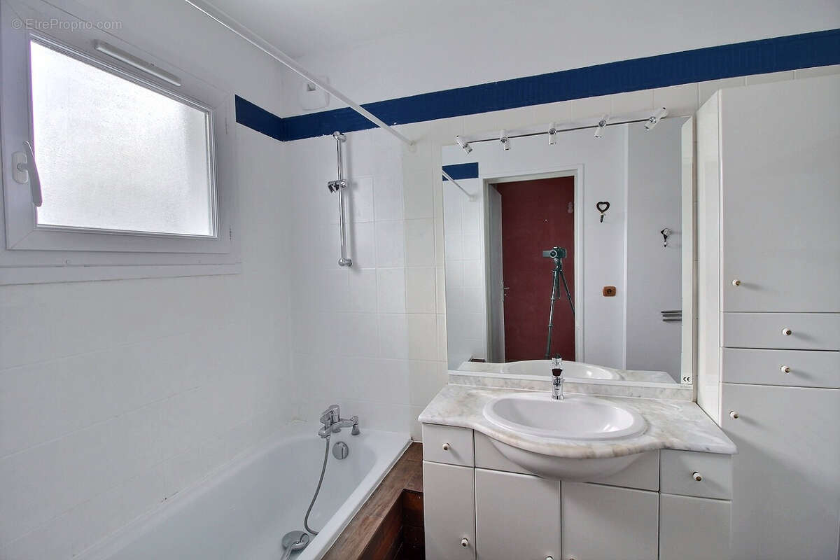 Appartement à MONTIGNY-LE-BRETONNEUX