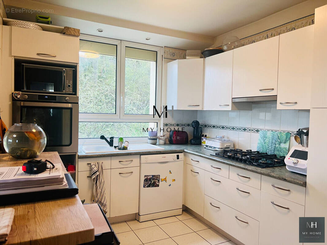 Maison à FERRIERES-LA-VERRERIE