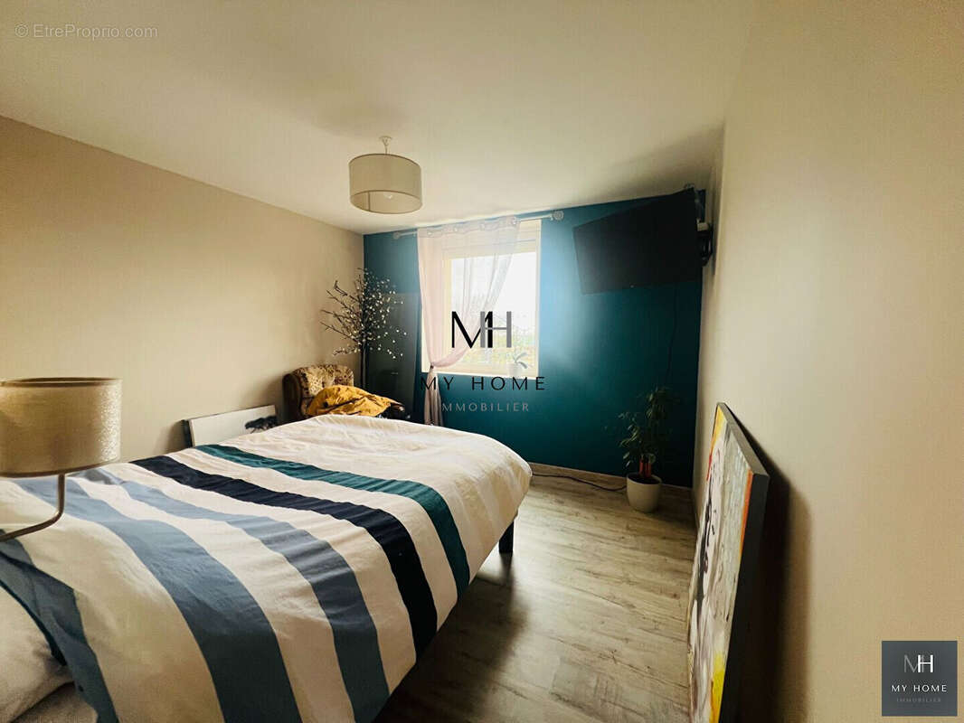 Maison à FERRIERES-LA-VERRERIE