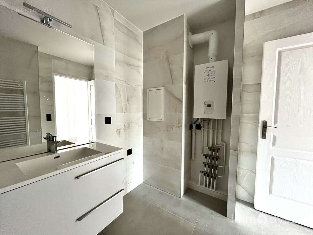 Appartement à NEUILLY-PLAISANCE