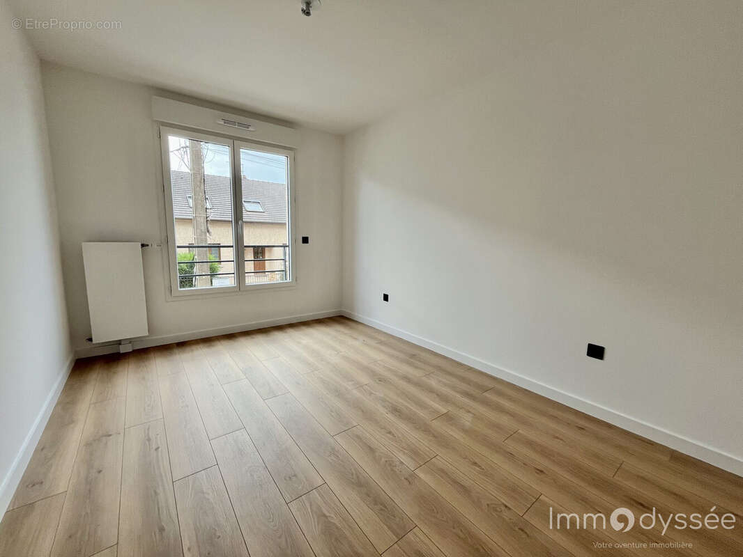 Appartement à NEUILLY-PLAISANCE
