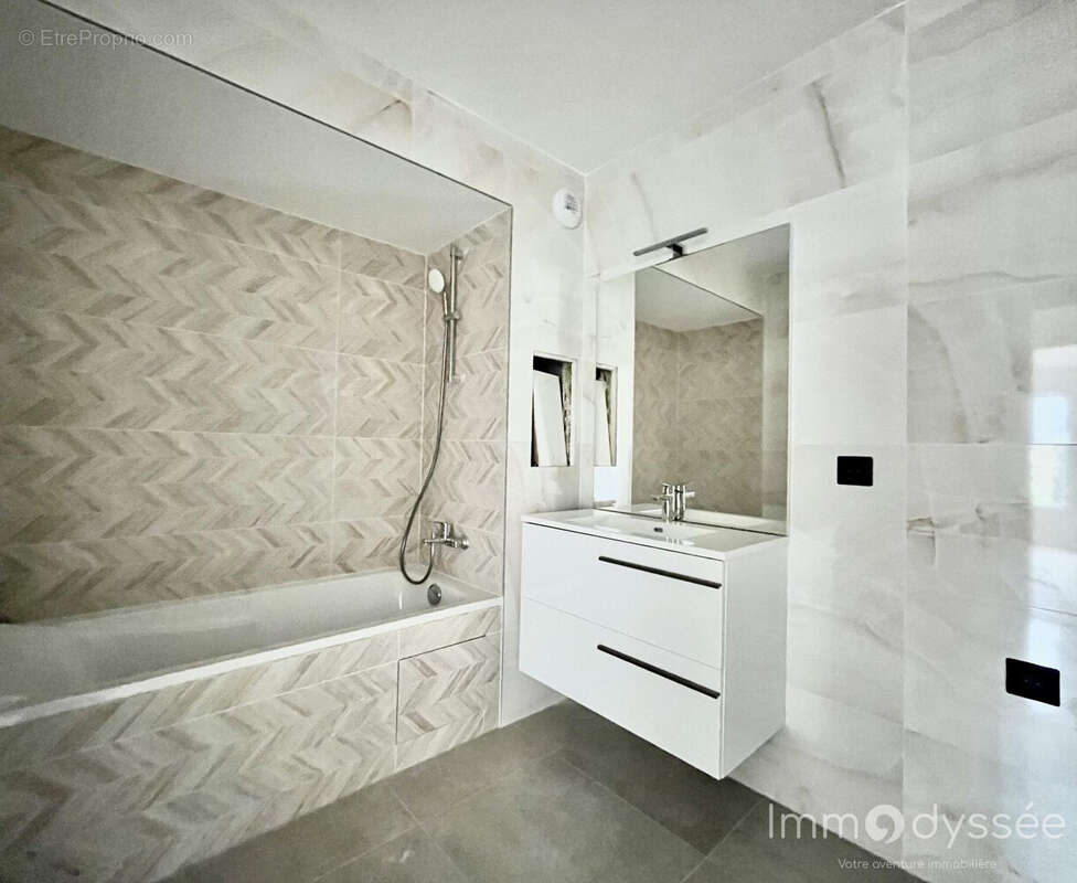 Appartement à NEUILLY-PLAISANCE