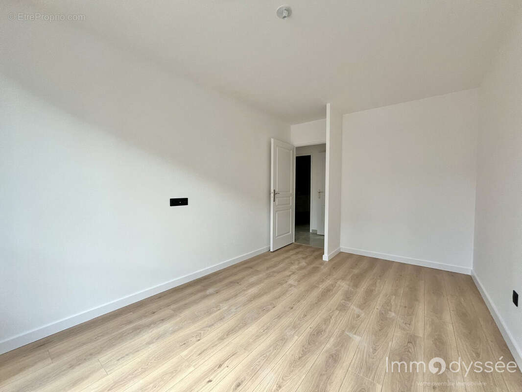 Appartement à NEUILLY-PLAISANCE
