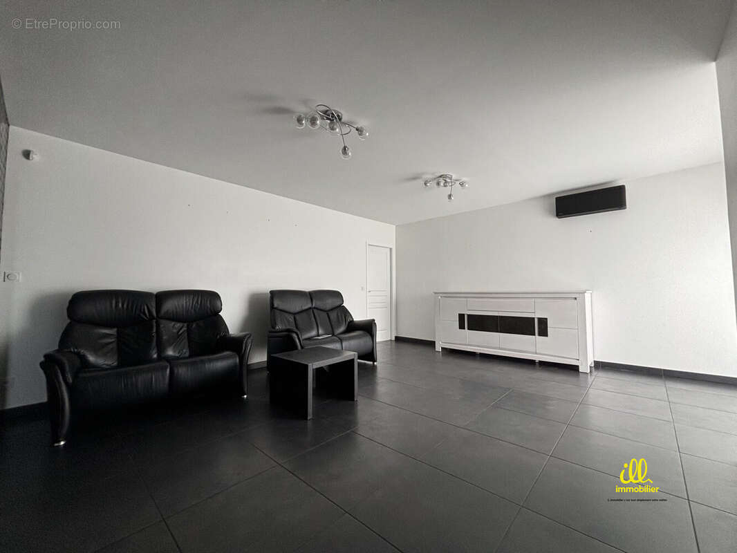 Maison à NOUVION-SUR-MEUSE