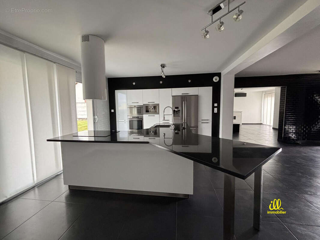 Maison à NOUVION-SUR-MEUSE