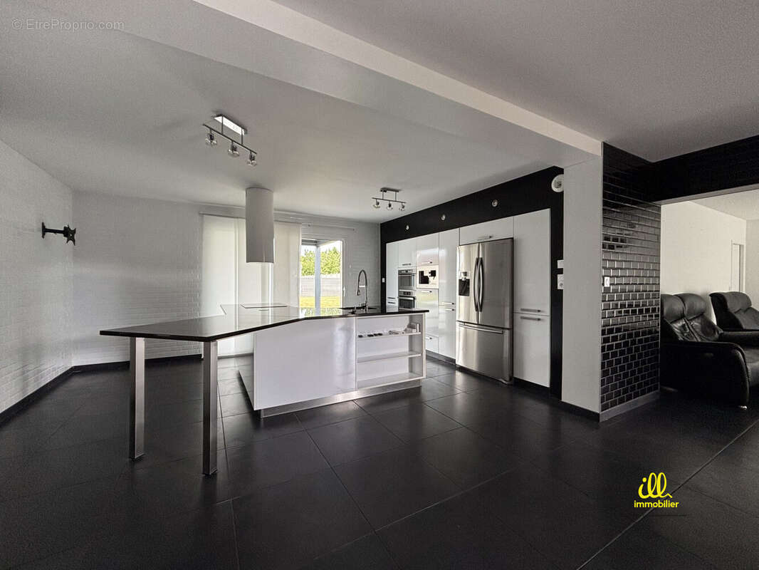 Maison à NOUVION-SUR-MEUSE