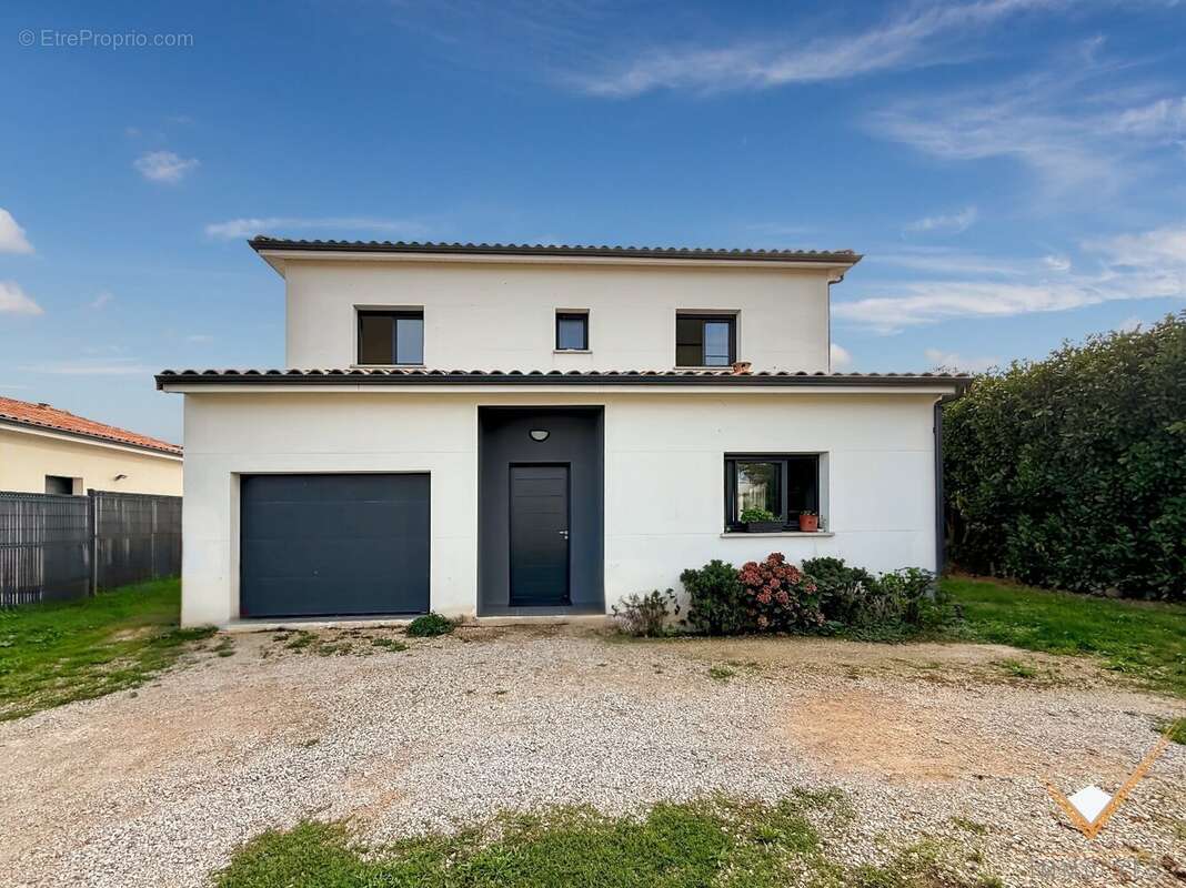 Maison à SAINT-HILAIRE