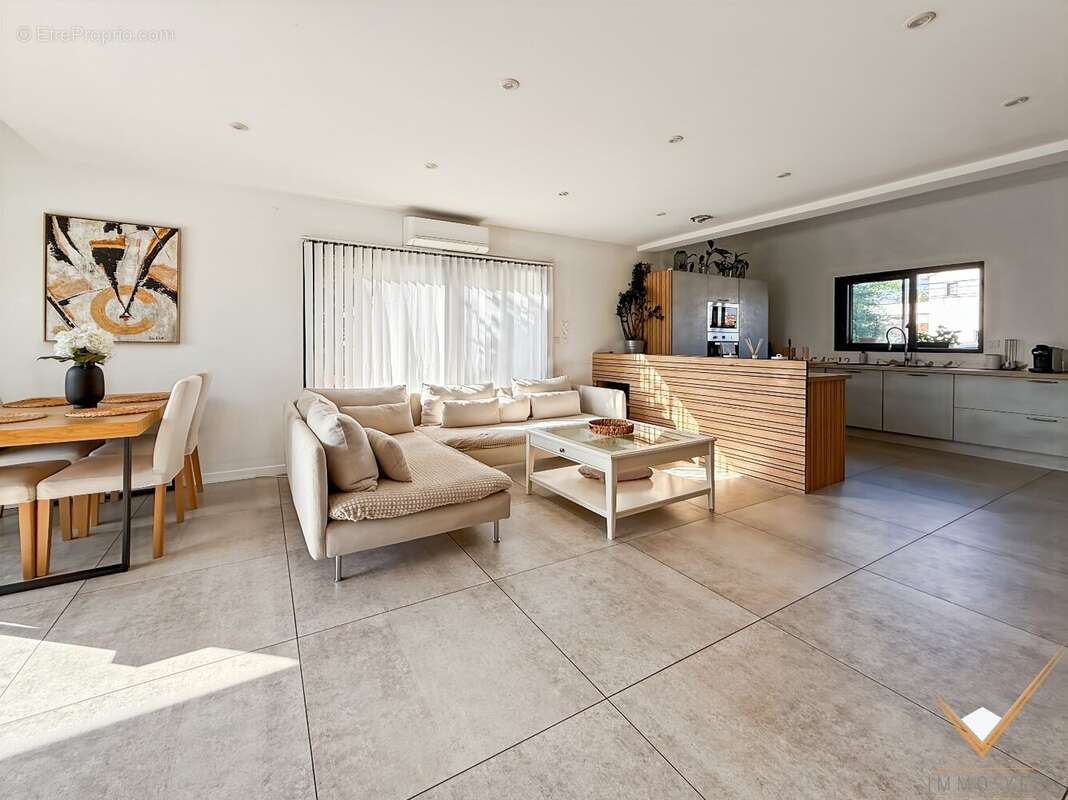 Maison à SAINT-HILAIRE