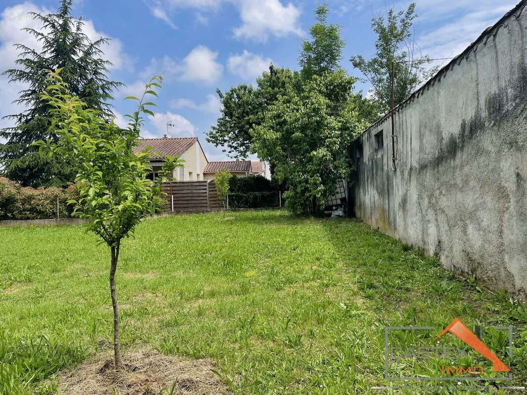 Maison à SALIES-DU-SALAT