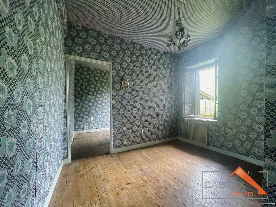 Maison à SALIES-DU-SALAT