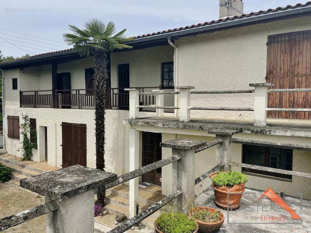 Maison à SALIES-DU-SALAT