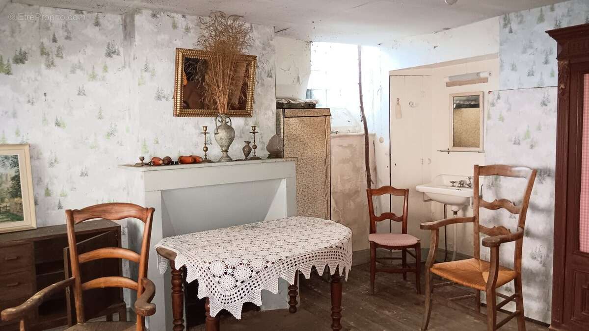 Maison à SAINT-BEAT