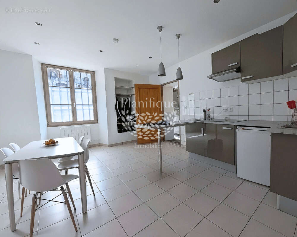 Appartement à ALBERTVILLE