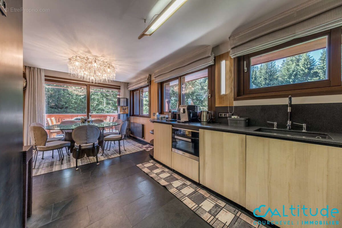 Appartement à LA PERRIERE