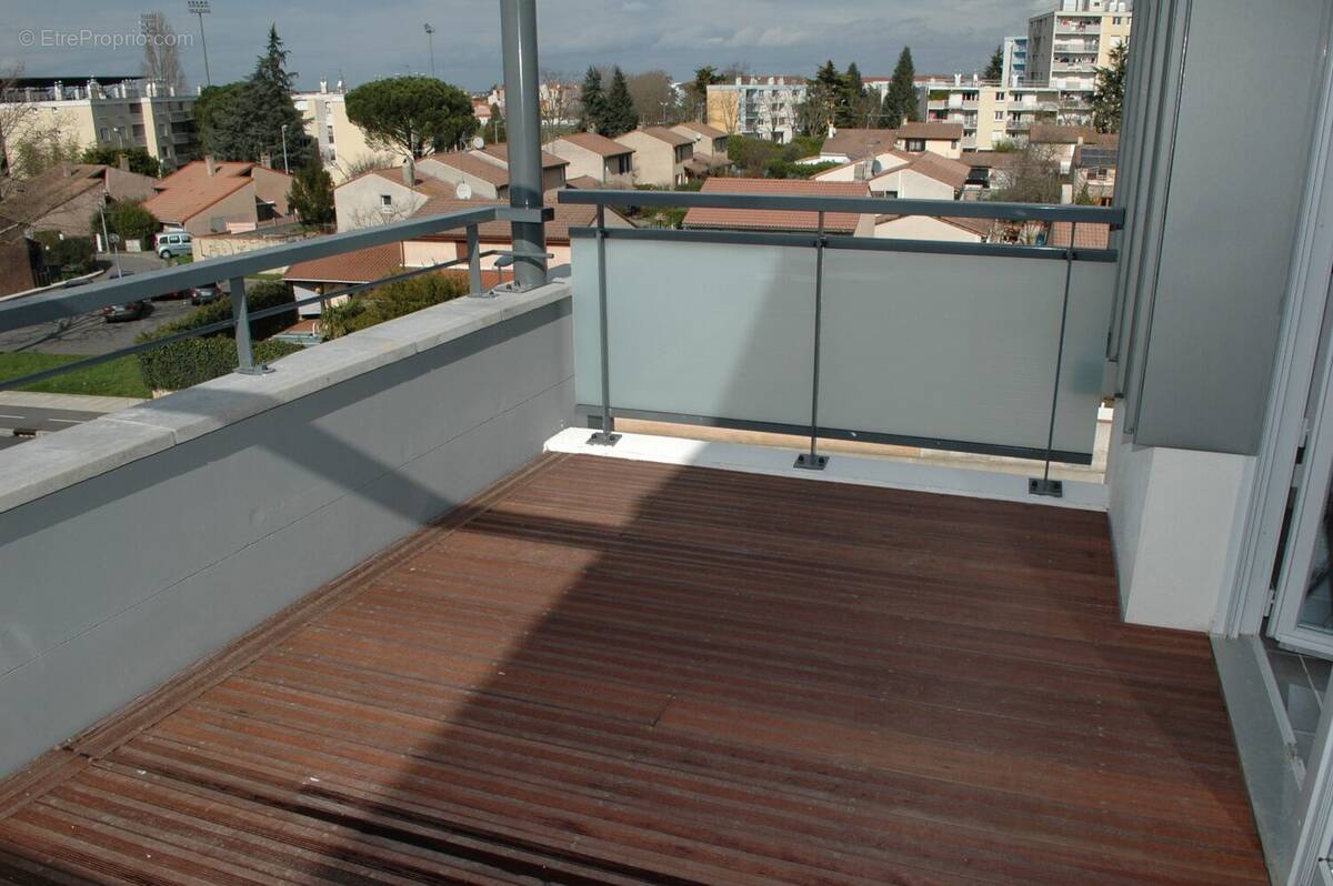 Appartement à COLOMIERS