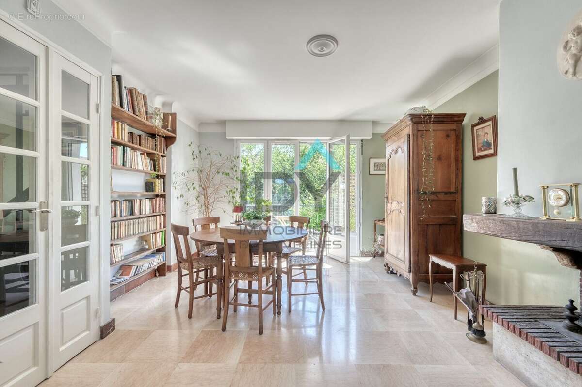 Maison à SAINT-GERMAIN-EN-LAYE