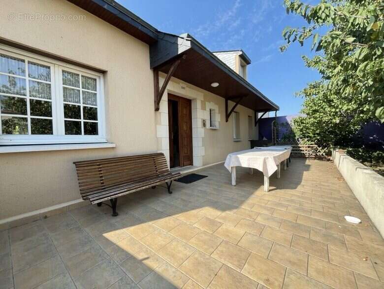 Maison à SAINT-BARTHELEMY-D&#039;ANJOU