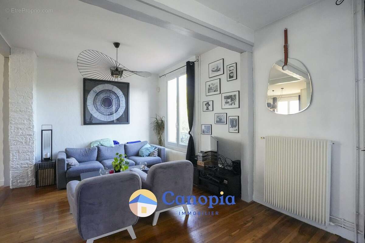 Maison à L'HAY-LES-ROSES