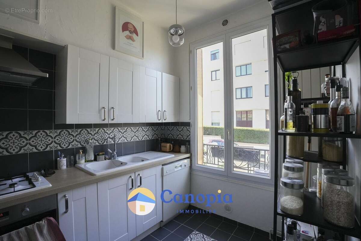 Maison à L'HAY-LES-ROSES