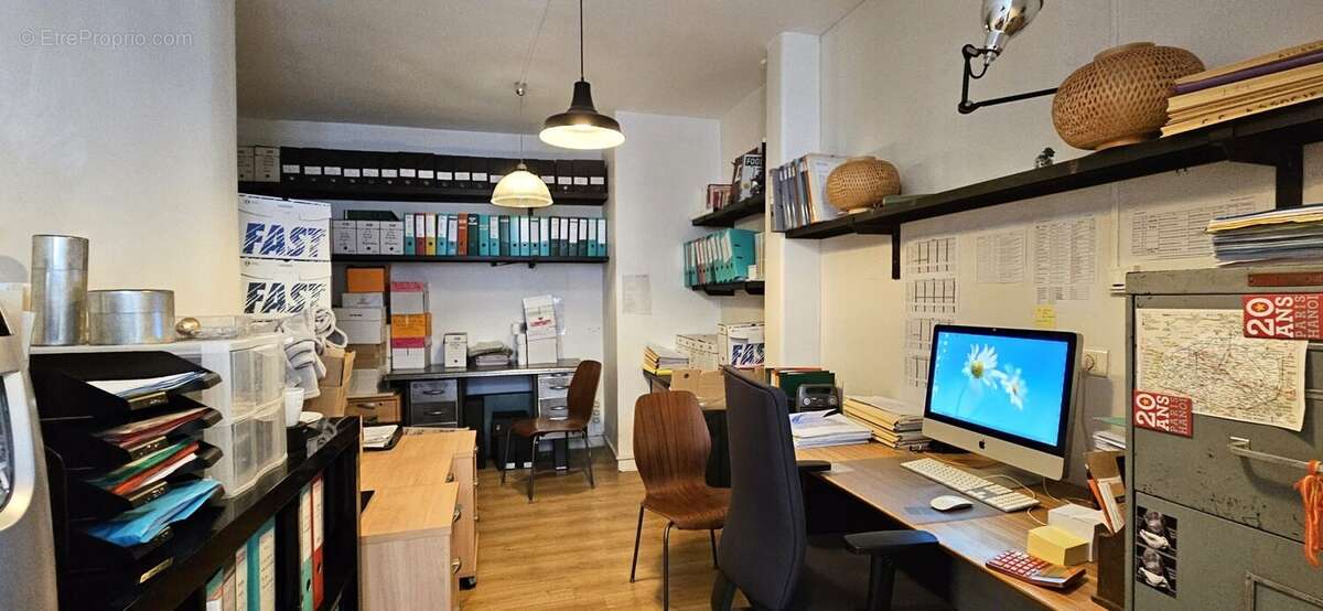 Studio-bureau - Autre à PARIS-11E