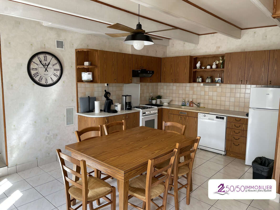 Maison à PLOUNEVEZ-LOCHRIST