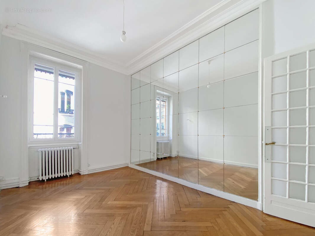 Appartement à VILLEURBANNE