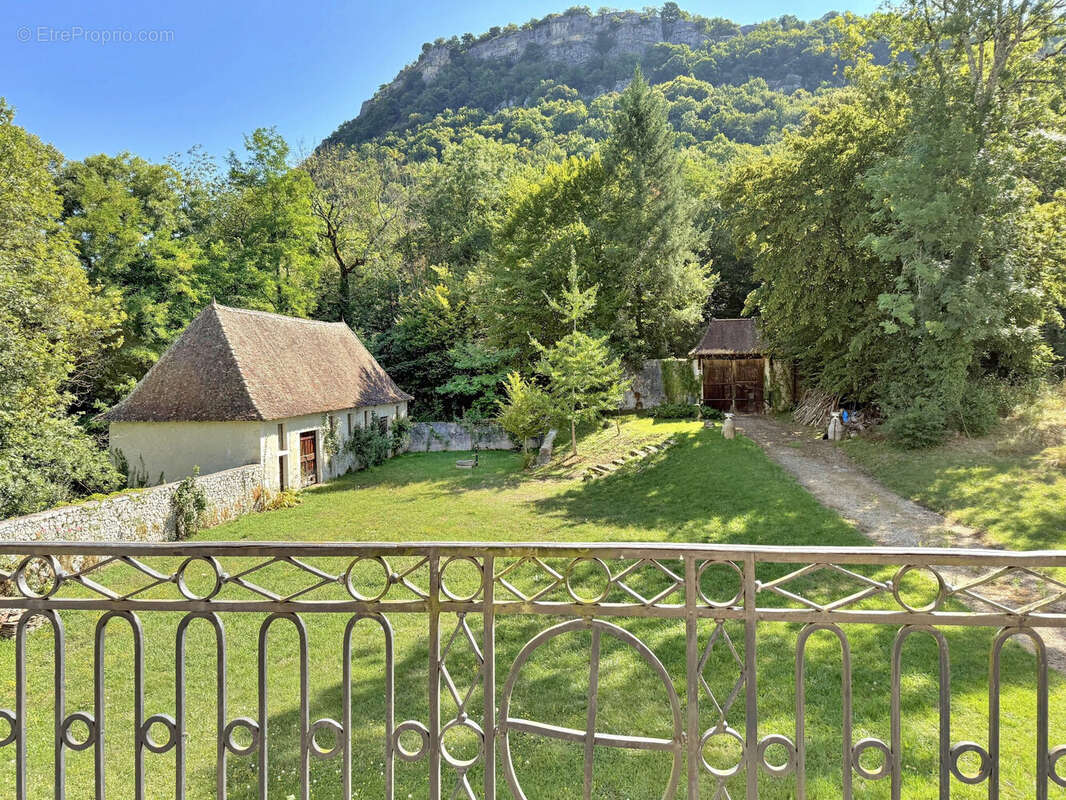 Autre à BREGNIER-CORDON