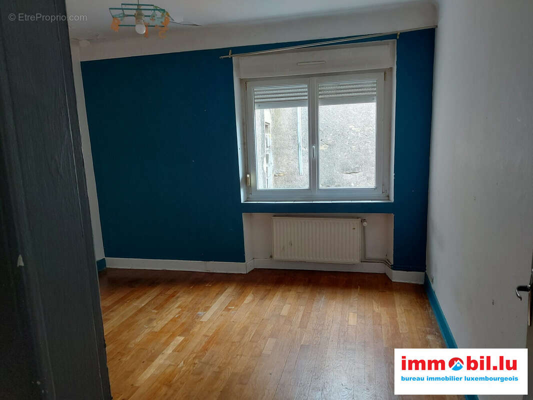 Maison à SERROUVILLE