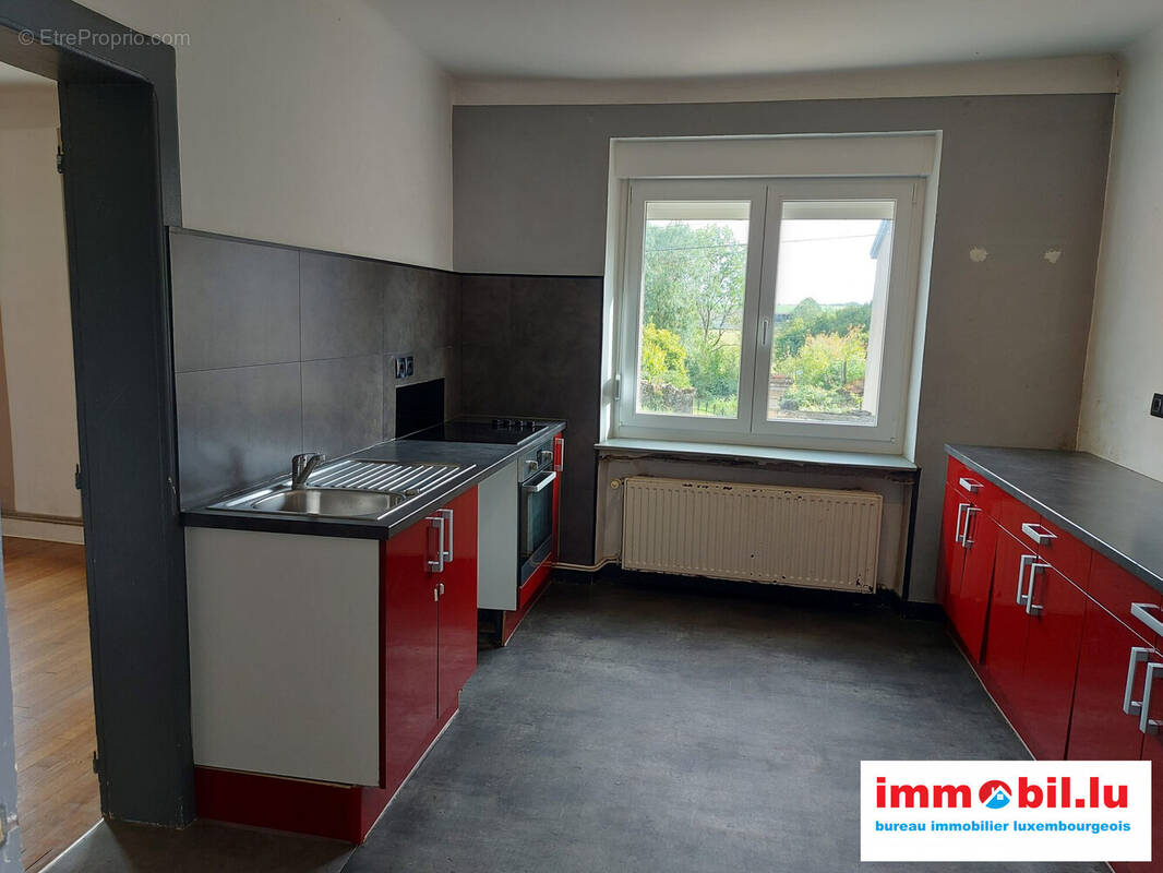 Maison à SERROUVILLE