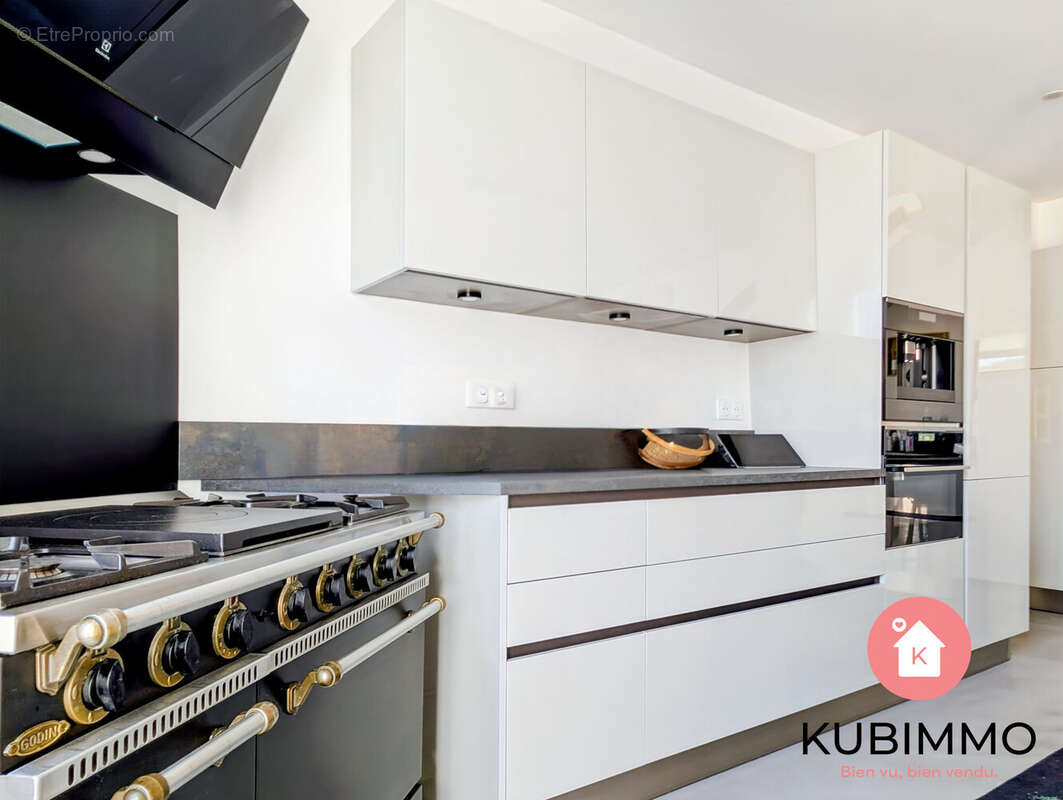 Maison à MONTEVRAIN