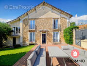 Maison à MONTEVRAIN