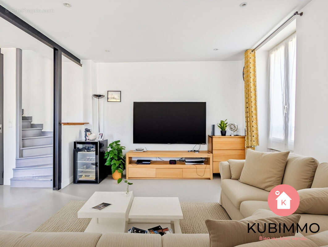 Maison à MONTEVRAIN