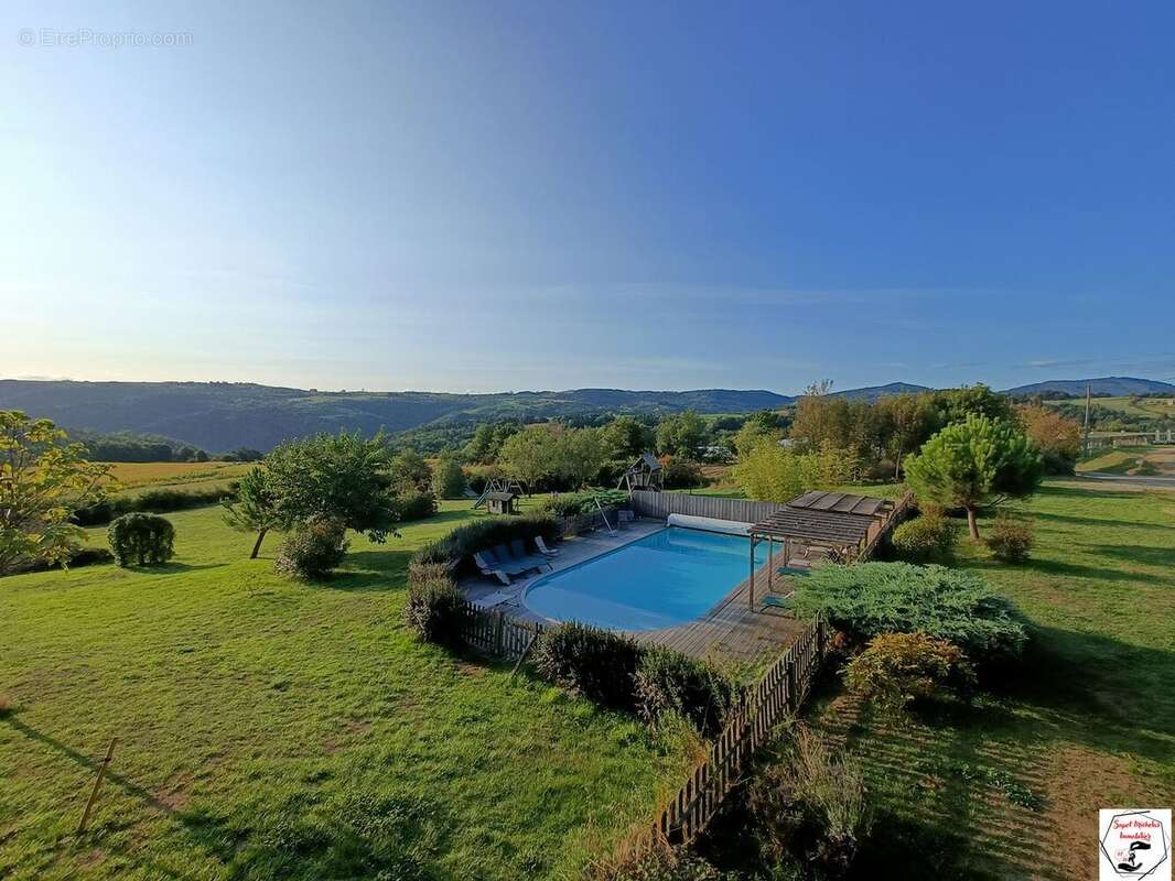 Maison à COLOMBIER-LE-VIEUX