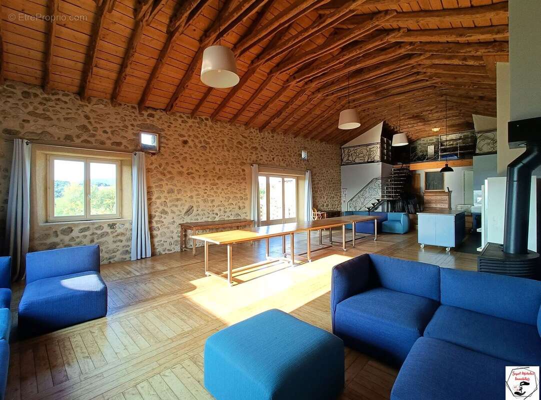 Maison à COLOMBIER-LE-VIEUX