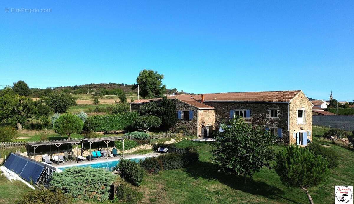 Maison à COLOMBIER-LE-VIEUX