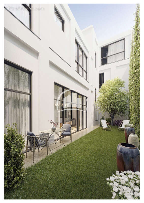 Appartement à CHARENTON-LE-PONT