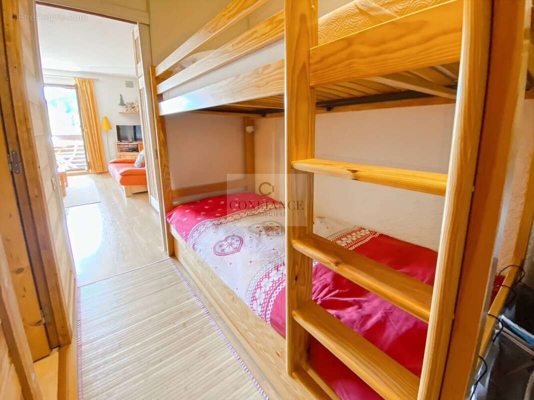 Appartement à SAINT-ETIENNE-DE-TINEE