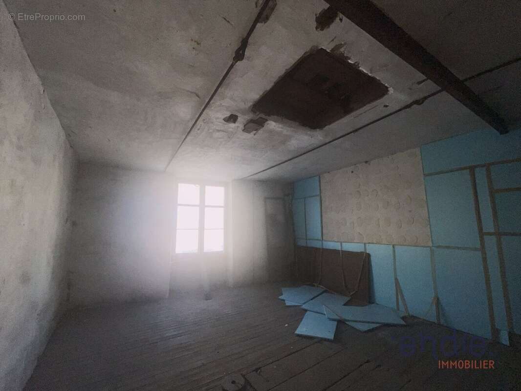 Maison à SALINS-LES-BAINS