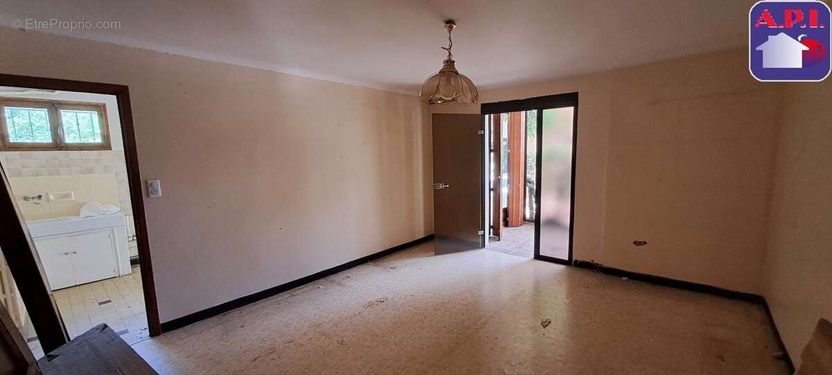 Maison à LAROQUE-D&#039;OLMES