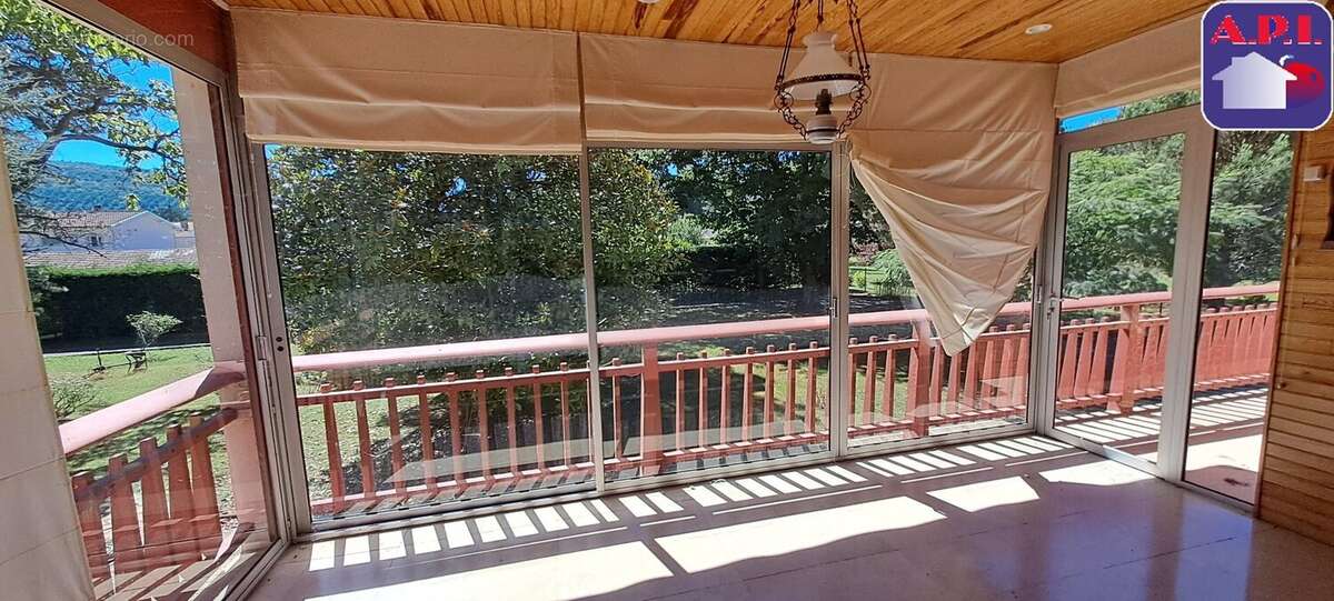 Maison à LAROQUE-D&#039;OLMES