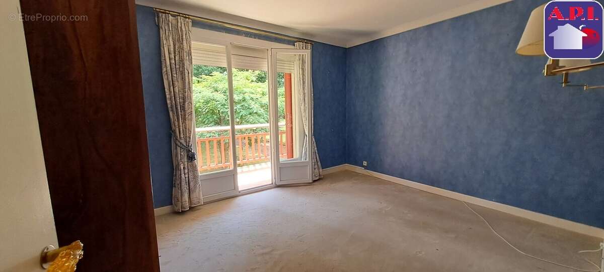 Maison à LAROQUE-D&#039;OLMES