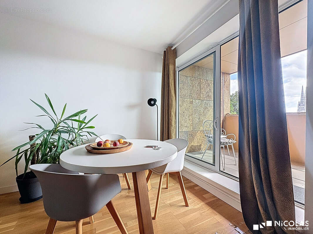 Appartement à BORDEAUX