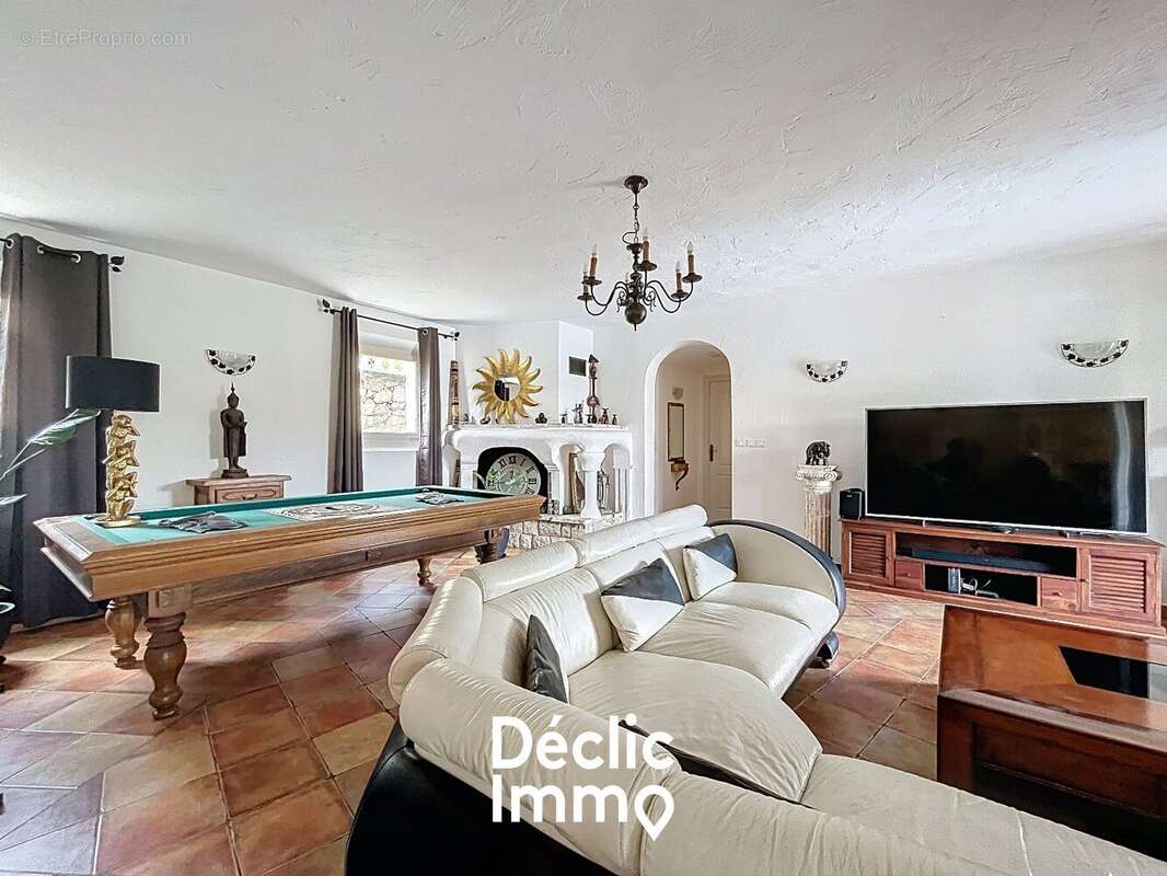 Maison à SAINT-PAUL-EN-FORET